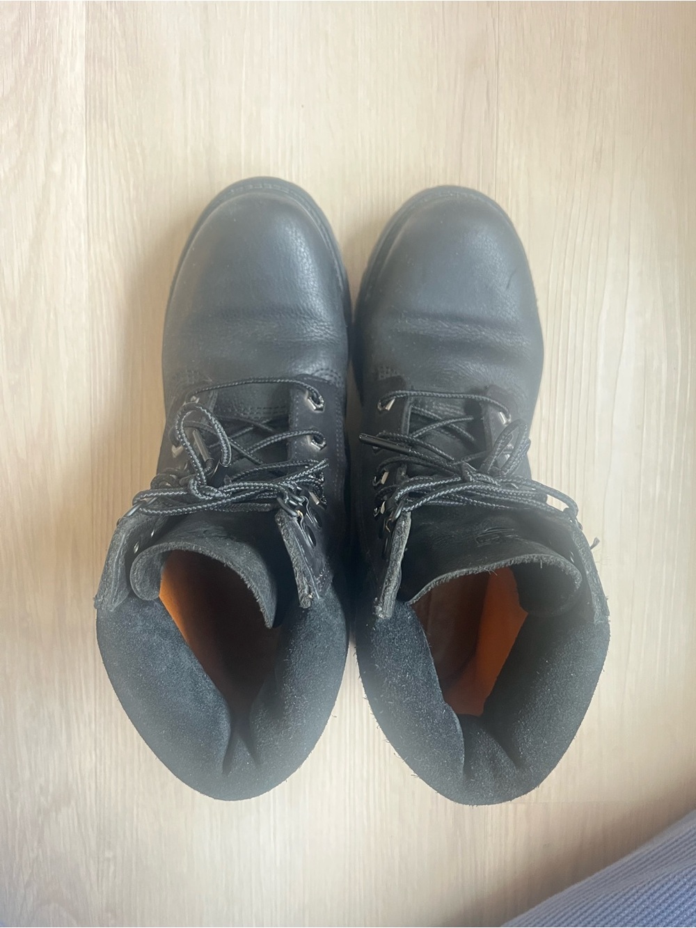 Timberland Women’s Premium D-ring Waterproof Black Leather&Suede Boots - Picture 4 of 8